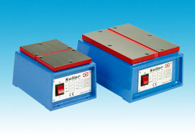 Platten-Entmagnetisierungsgeräte mit beleuchtetem Ein-/Ausschalter, Thermostat und Anschlusskabel mit Stecker - nicht für Dauerbetrieb geeignet