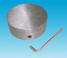 Permanent-magnetisches Rundfutter mit Radialpolteilung in verstärkter magnetischer Ausführung